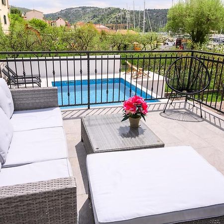 סקארדין Mila And Jurija Formenti 2 Apartments In Heart Of Nautic Marina, With Heated Swimming Pool, Bikes, Sup, Kajak מראה חיצוני תמונה