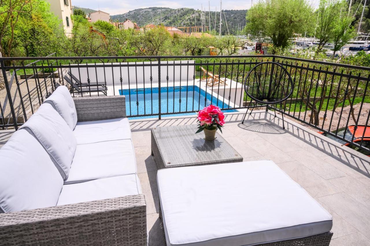 סקארדין Mila And Jurija Formenti 2 Apartments In Heart Of Nautic Marina, With Heated Swimming Pool, Bikes, Sup, Kajak מראה חיצוני תמונה