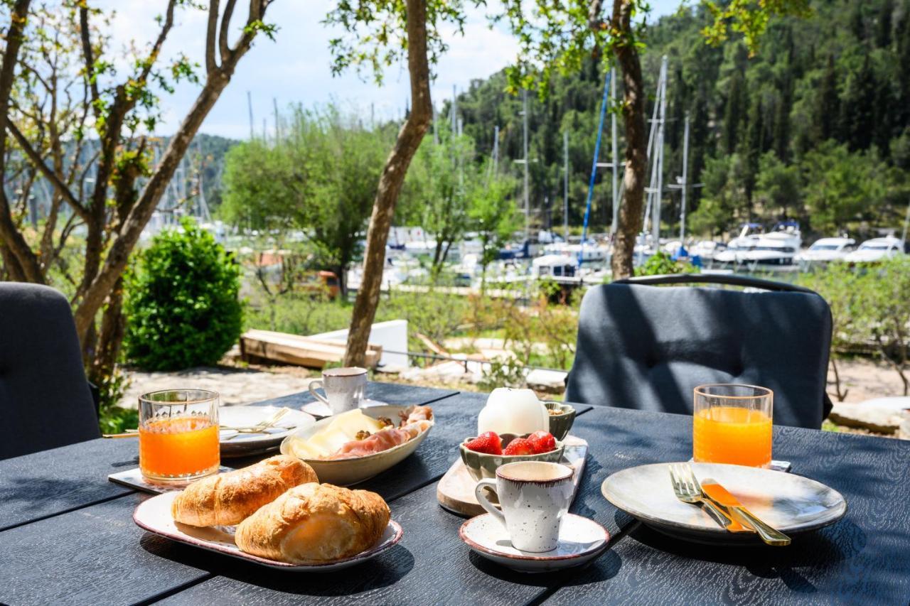 סקארדין Mila And Jurija Formenti 2 Apartments In Heart Of Nautic Marina, With Heated Swimming Pool, Bikes, Sup, Kajak מראה חיצוני תמונה