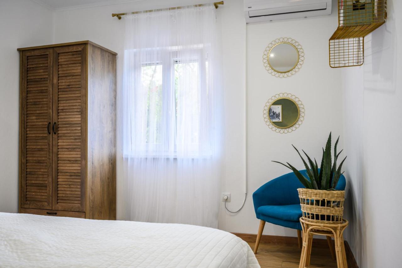 סקארדין Mila And Jurija Formenti 2 Apartments In Heart Of Nautic Marina, With Heated Swimming Pool, Bikes, Sup, Kajak מראה חיצוני תמונה
