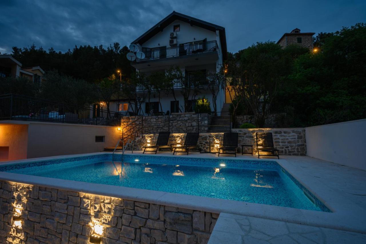 סקארדין Mila And Jurija Formenti 2 Apartments In Heart Of Nautic Marina, With Heated Swimming Pool, Bikes, Sup, Kajak מראה חיצוני תמונה